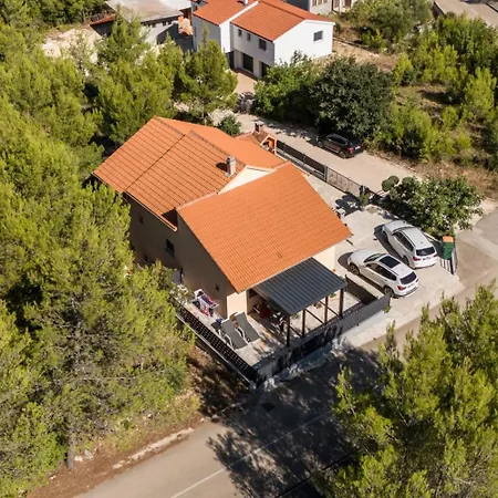 Апартаменты Miku *